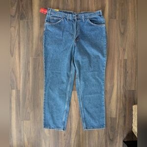NWT deadstock GWG Men's Relaxed Fit Blue Jeans